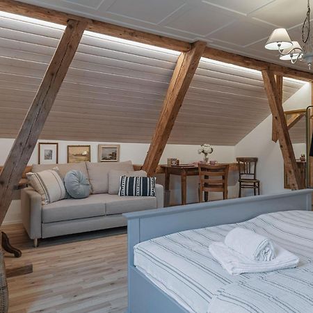 Gaestezimmer Im Dorfzentrum Rothenthurm Buitenkant foto